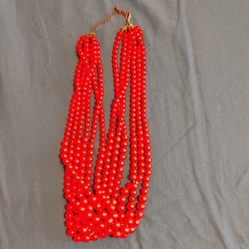 VINTAGE MULTI-STRAND RED CHOKER NECKLACE